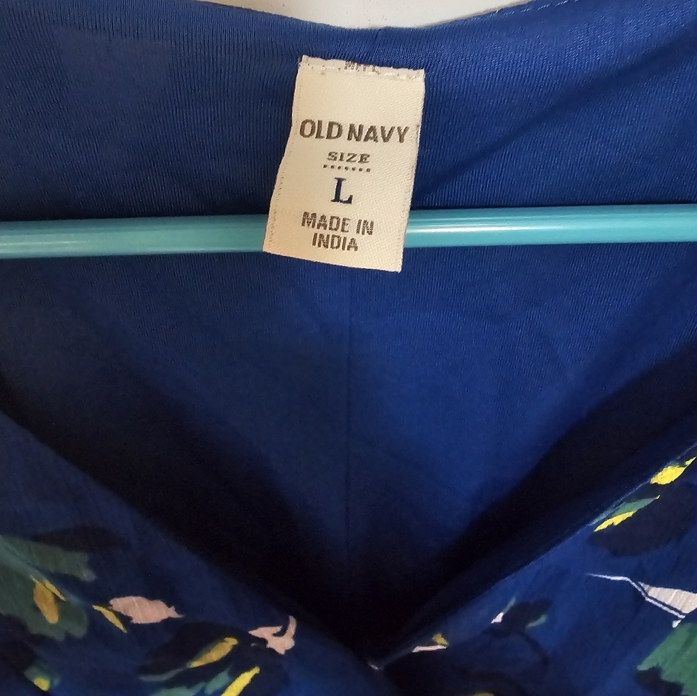 Old Navy Blue Floral Chiffon Wrap Dress With Flutter Sleeves Size Large - Picture 2 of 3